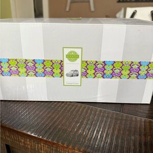 Scentsy Coastal Cruiser Box with Vibrant Floral Pattern